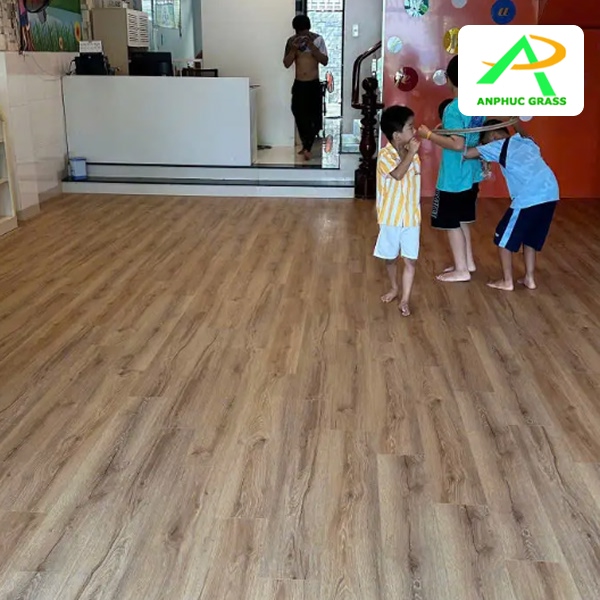 lam sóng nhựa ốp tường